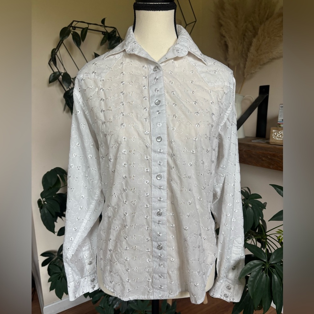 White Horse Western Eyelet Blouse